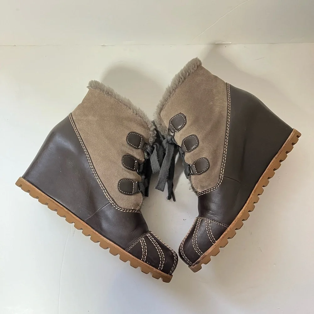 UGG Alasdair Brown Shearling Lined Lace Up Ankle Boots Size 10 - Picture 5 of 11